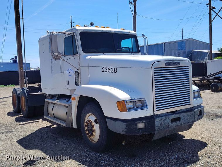 image for item ED0128 1996 Freightliner FLD semi truck