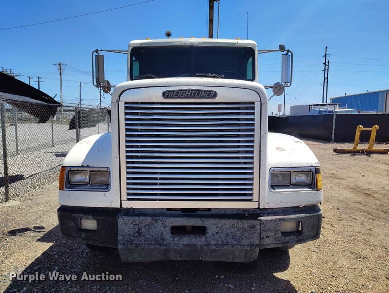 image for item ED0128 1996 Freightliner FLD semi truck