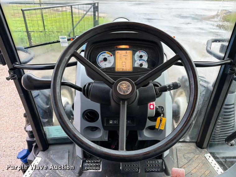 image for item ED5216 2019 New Holland Powerstar 120 MFWD tractor