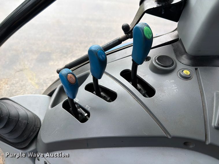 image for item ED5216 2019 New Holland Powerstar 120 MFWD tractor