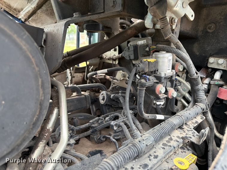 image for item ED5216 2019 New Holland Powerstar 120 MFWD tractor