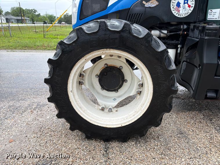 image for item ED5216 2019 New Holland Powerstar 120 MFWD tractor