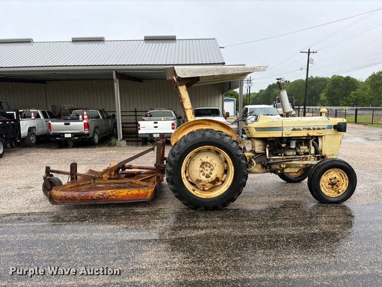 image for item ED5217 1962 Ford 2000 tractor