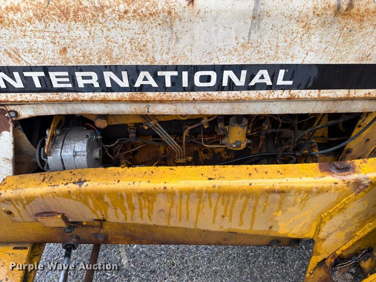 image for item ED5218 1975 International 2514D-B industrial tractor