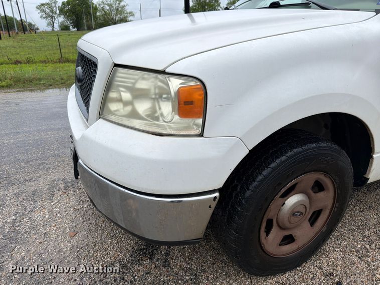 image for item ED5220 2006 Ford F150 Crew Cab pickup truck