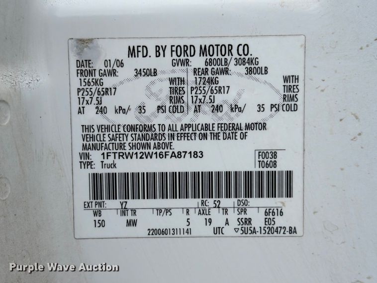 image for item ED5220 2006 Ford F150 Crew Cab pickup truck