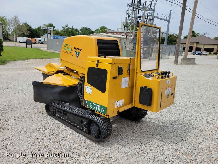 image for item EE1052 2024 Vermeer SC70TX stump grinder