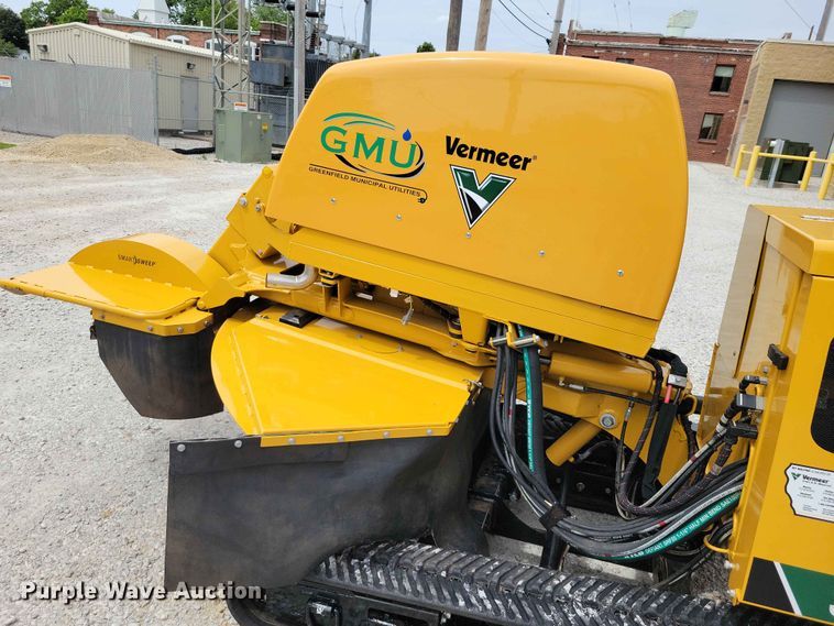 image for item EE1052 2024 Vermeer SC70TX stump grinder