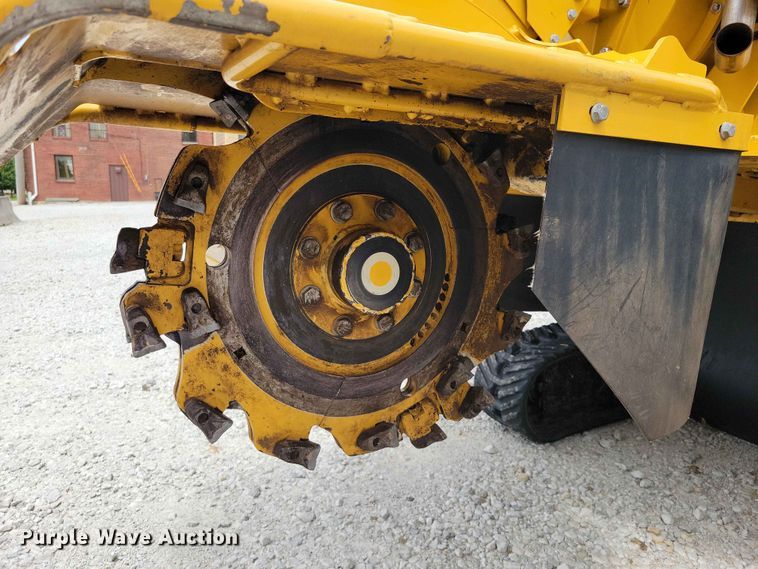 image for item EE1052 2024 Vermeer SC70TX stump grinder