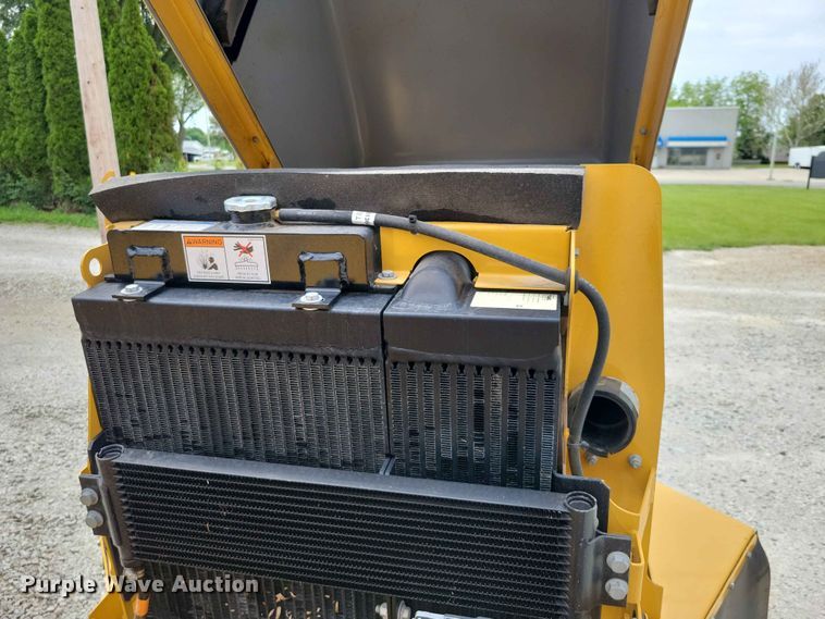image for item EE1052 2024 Vermeer SC70TX stump grinder