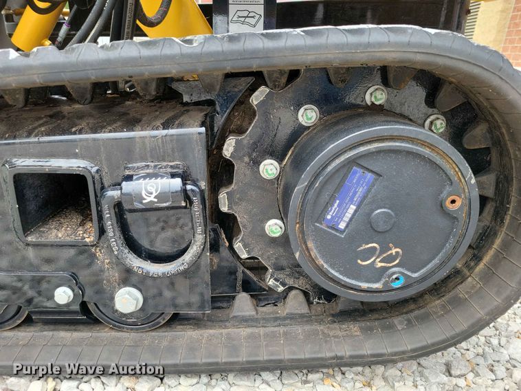 image for item EE1052 2024 Vermeer SC70TX stump grinder