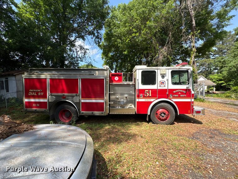 image for item EF1140 2002 HME fire truck