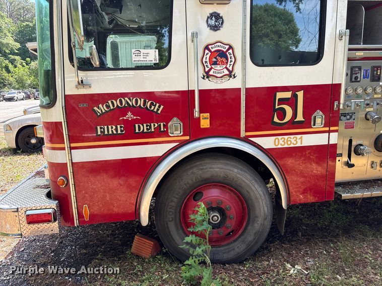 image for item EF1140 2002 HME fire truck