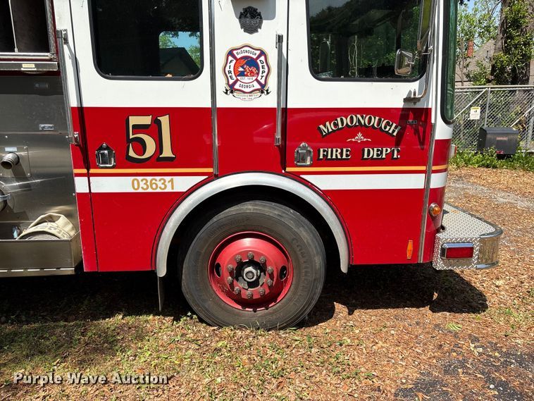 image for item EF1140 2002 HME fire truck