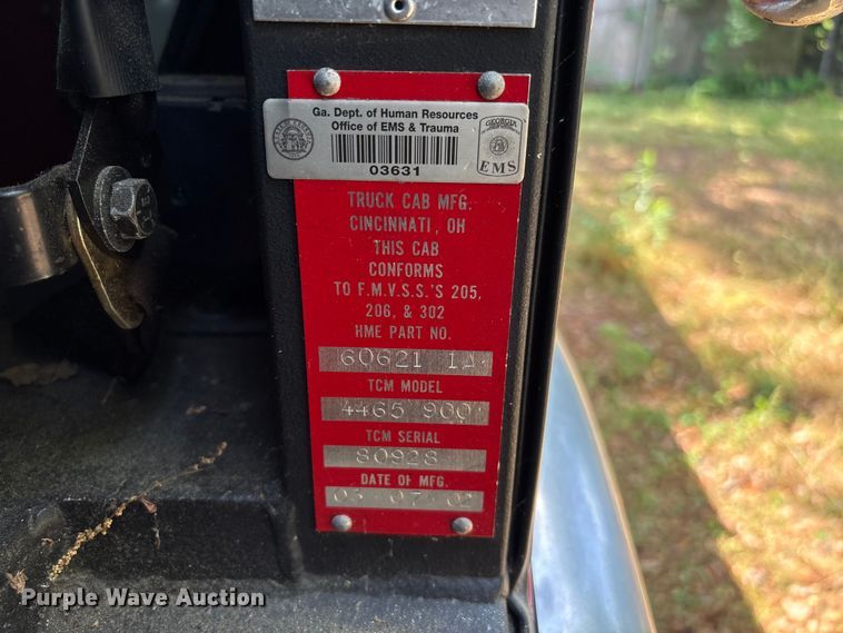 image for item EF1140 2002 HME fire truck