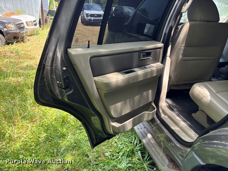 image for item EF1144 2011 Ford Expedition SUV