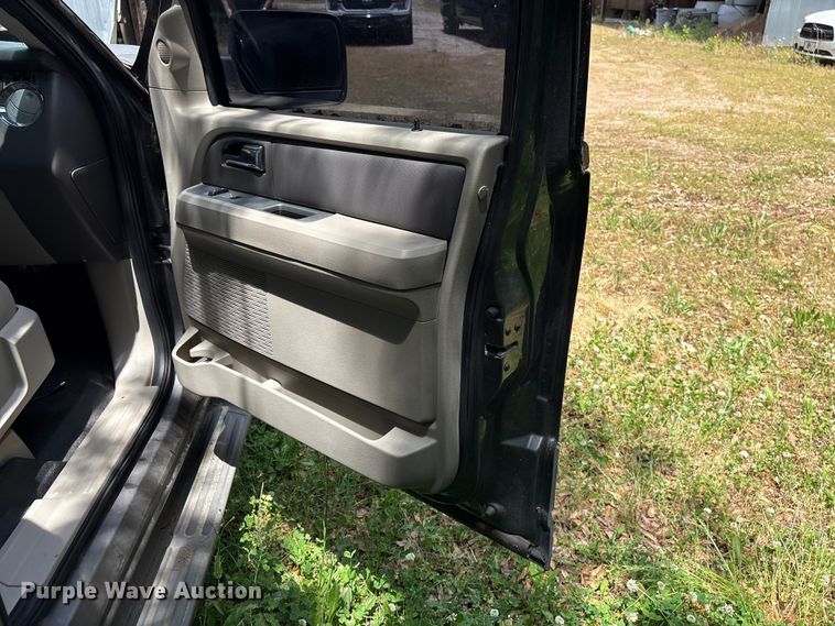 image for item EF1144 2011 Ford Expedition SUV