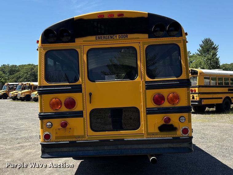 image for item EF1200 2005 Thomas Built FS 65 Chassis school bus