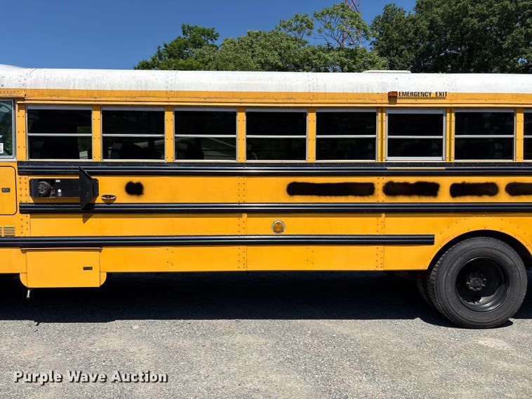 image for item EF1200 2005 Thomas Built FS 65 Chassis school bus