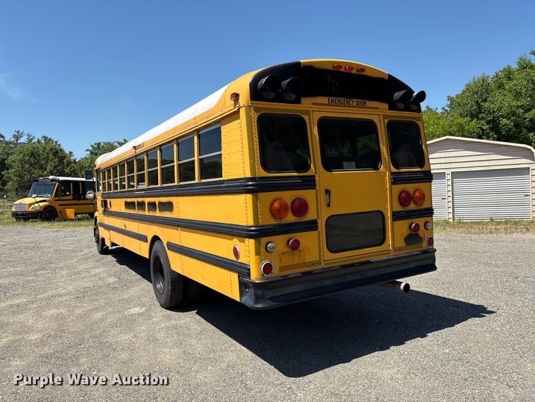 image for item EF1200 2005 Thomas Built FS 65 Chassis school bus