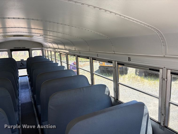 image for item EF1200 2005 Thomas Built FS 65 Chassis school bus
