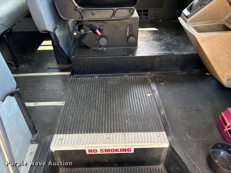 image for item EF1200 2005 Thomas Built FS 65 Chassis school bus