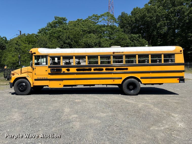 image for item EF1201 2006 Thomas Built FS 65 Chassis school bus