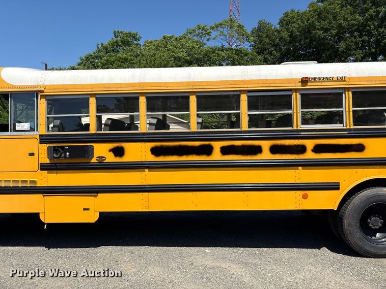 image for item EF1201 2006 Thomas Built FS 65 Chassis school bus
