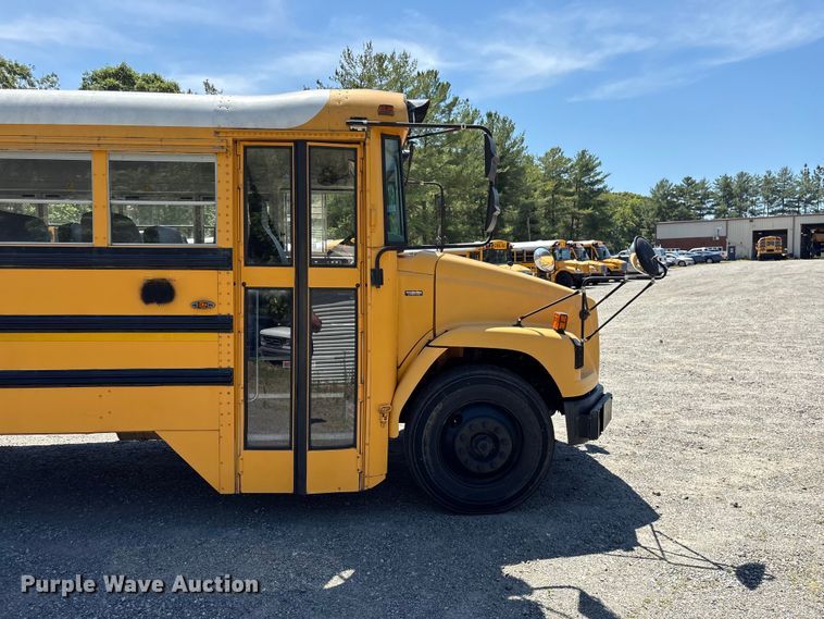 image for item EF1201 2006 Thomas Built FS 65 Chassis school bus