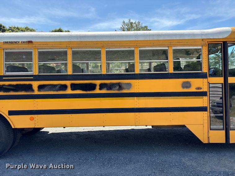 image for item EF1201 2006 Thomas Built FS 65 Chassis school bus