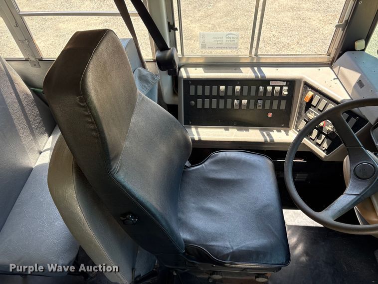 image for item EF1201 2006 Thomas Built FS 65 Chassis school bus