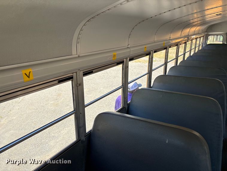 image for item EF1201 2006 Thomas Built FS 65 Chassis school bus