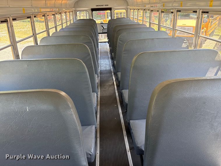 image for item EF1201 2006 Thomas Built FS 65 Chassis school bus