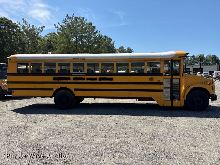 image for item EF1204 2007 Freightliner FS 65 Chassis school bus