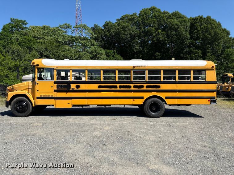 image for item EF1204 2007 Freightliner FS 65 Chassis school bus