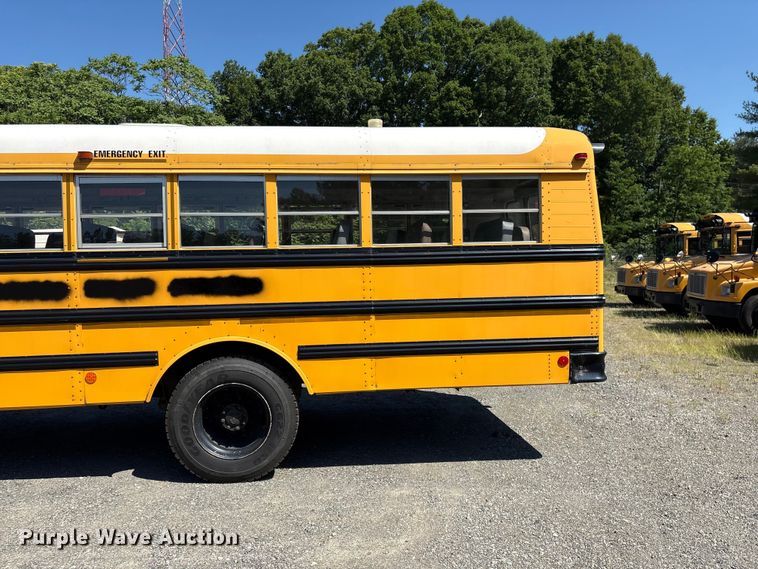 image for item EF1204 2007 Freightliner FS 65 Chassis school bus