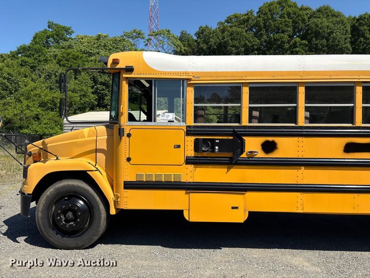 image for item EF1204 2007 Freightliner FS 65 Chassis school bus
