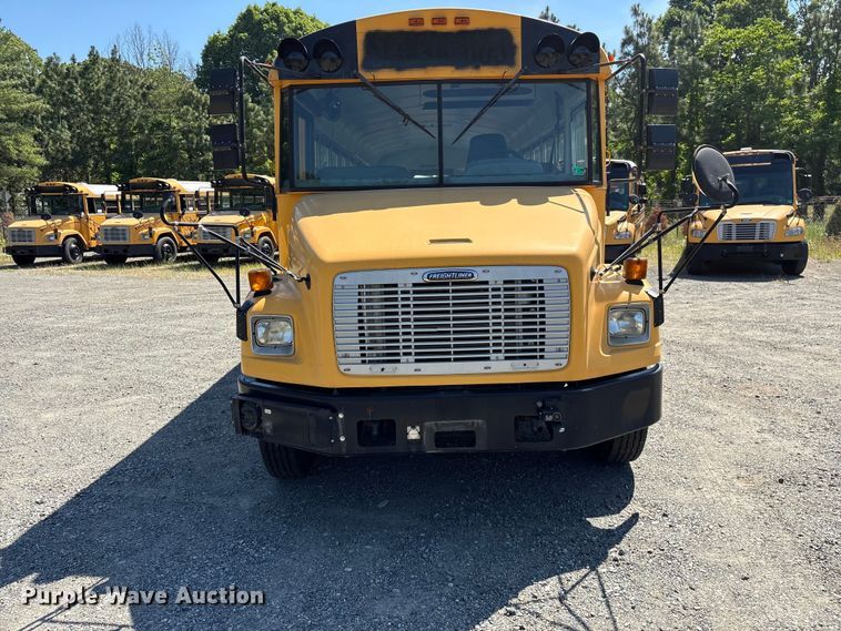 image for item EF1204 2007 Freightliner FS 65 Chassis school bus