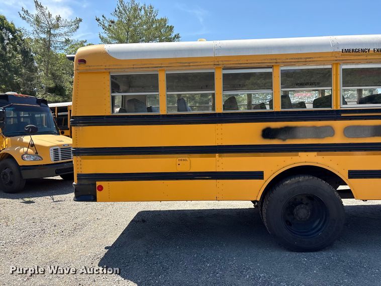 image for item EF1204 2007 Freightliner FS 65 Chassis school bus
