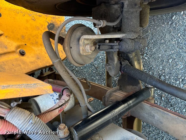 image for item EF1205 2009 Thomas Built B2 Bus Chassis school bus