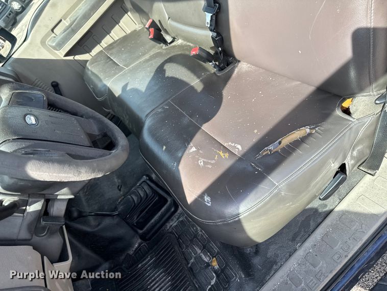 image for item EF2181 2009 Ford F250 Super Duty pickup truck