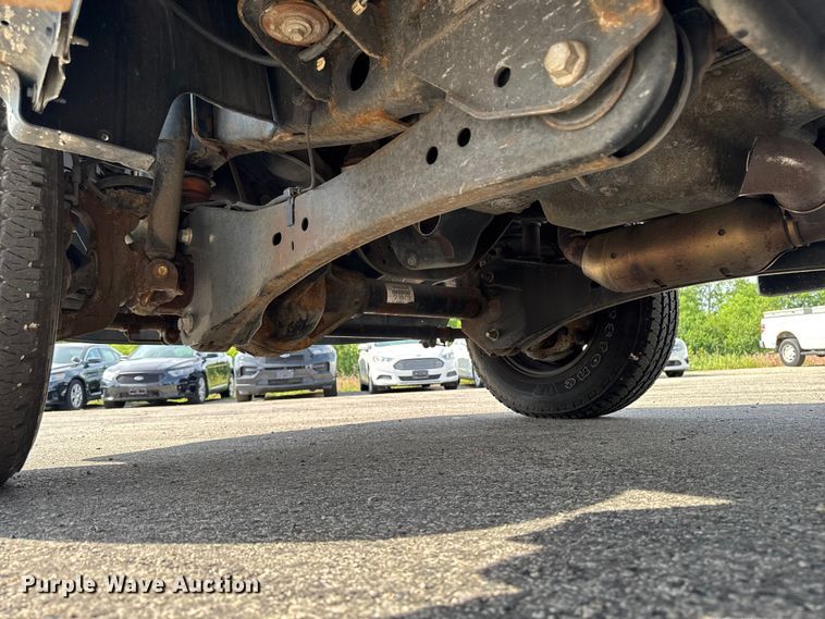 image for item EF2181 2009 Ford F250 Super Duty pickup truck