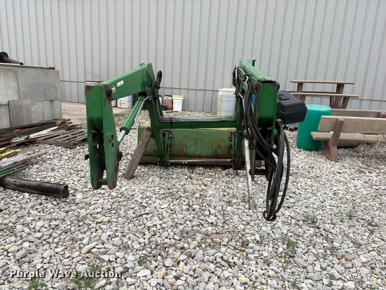image for item EI5804 John Deere 542 loader