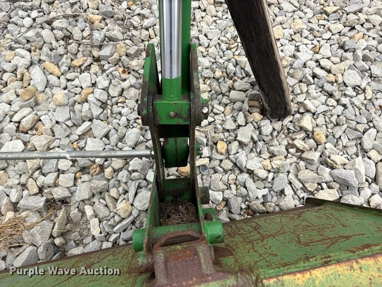 image for item EI5804 John Deere 542 loader