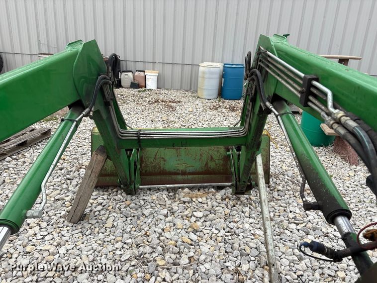image for item EI5804 John Deere 542 loader