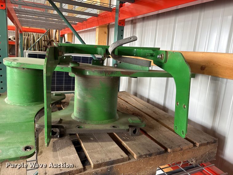 image for item EI5804 John Deere 542 loader