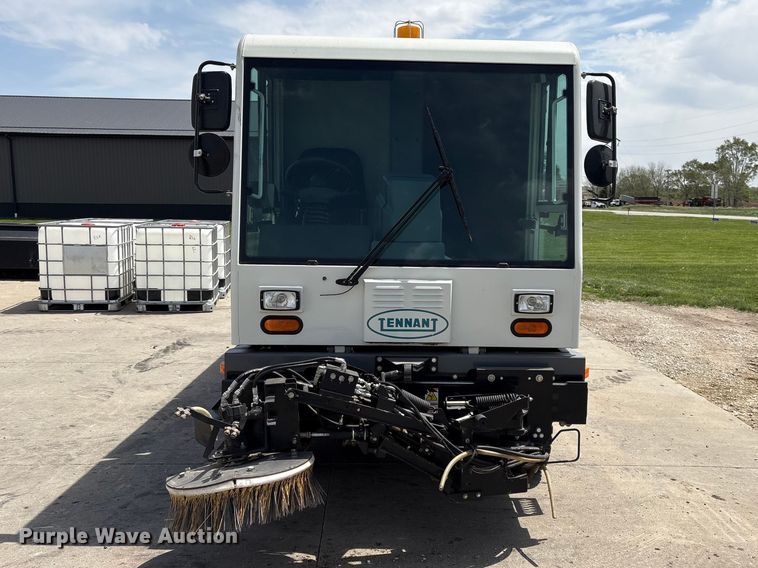 image for item EI5805 2007 Tennant Sentinel street sweeper truck