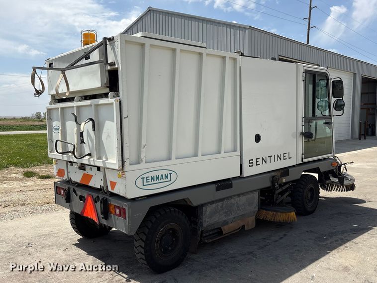 image for item EI5805 2007 Tennant Sentinel street sweeper truck