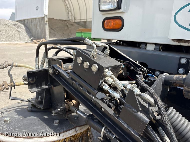 image for item EI5805 2007 Tennant Sentinel street sweeper truck