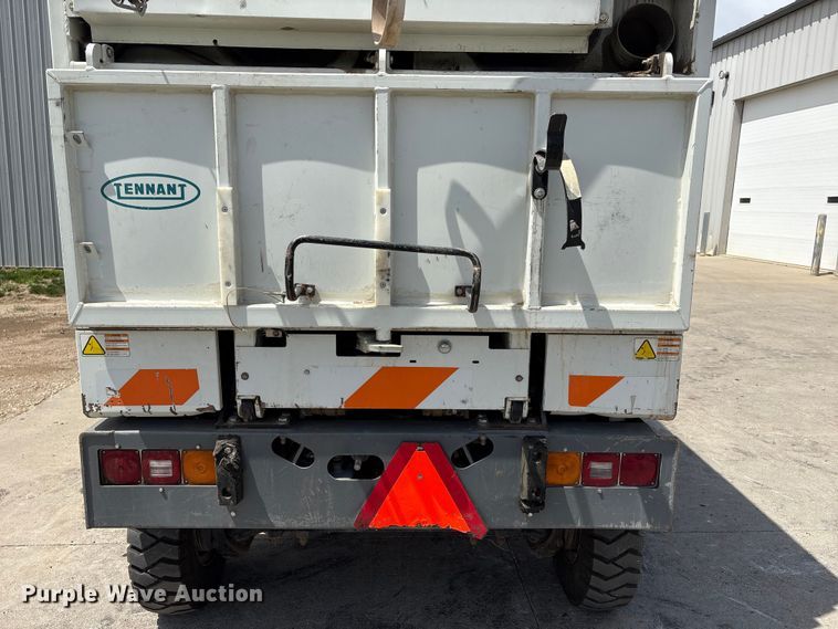 image for item EI5805 2007 Tennant Sentinel street sweeper truck